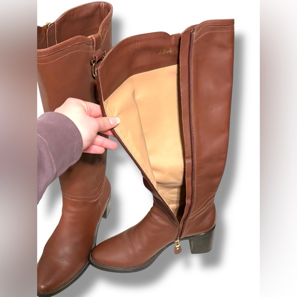 Salvatore Ferragamo Fersea Cognac Brown Leather Gold Logo Riding Boots Size 8 - Picture 11 of 13